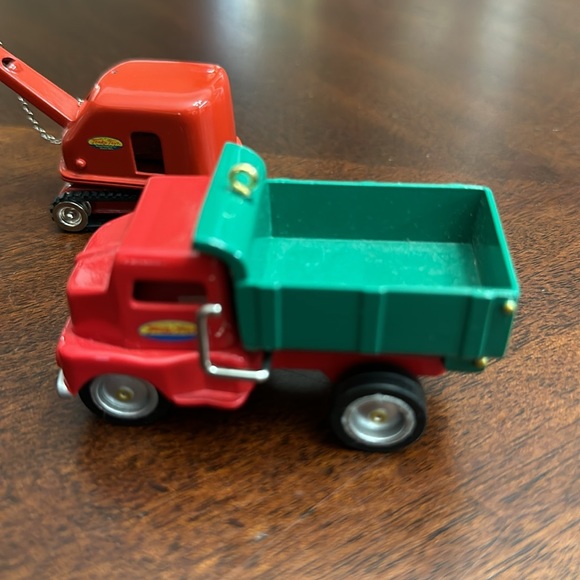 2 Hallmark Tonka Christmas Tree Holiday Ornaments Dump Truck & Steam Shovel - Picture 2 of 10